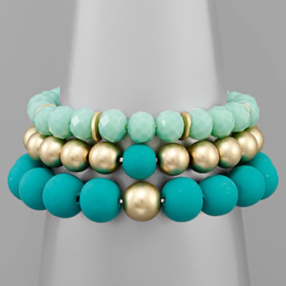 Clay Ball & Mixed Beads Bracelet - Picture 2 of 2